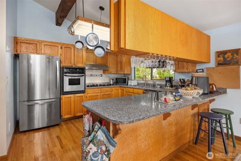 18654 NE 55th Street Redmond WA 98052