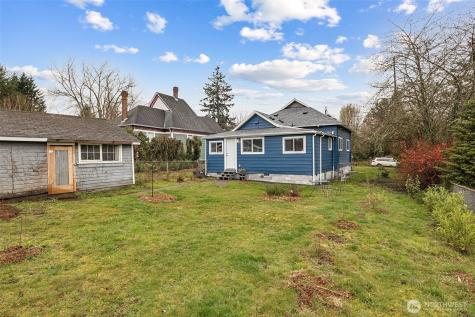 908 Tullis Street NE Olympia WA 98506