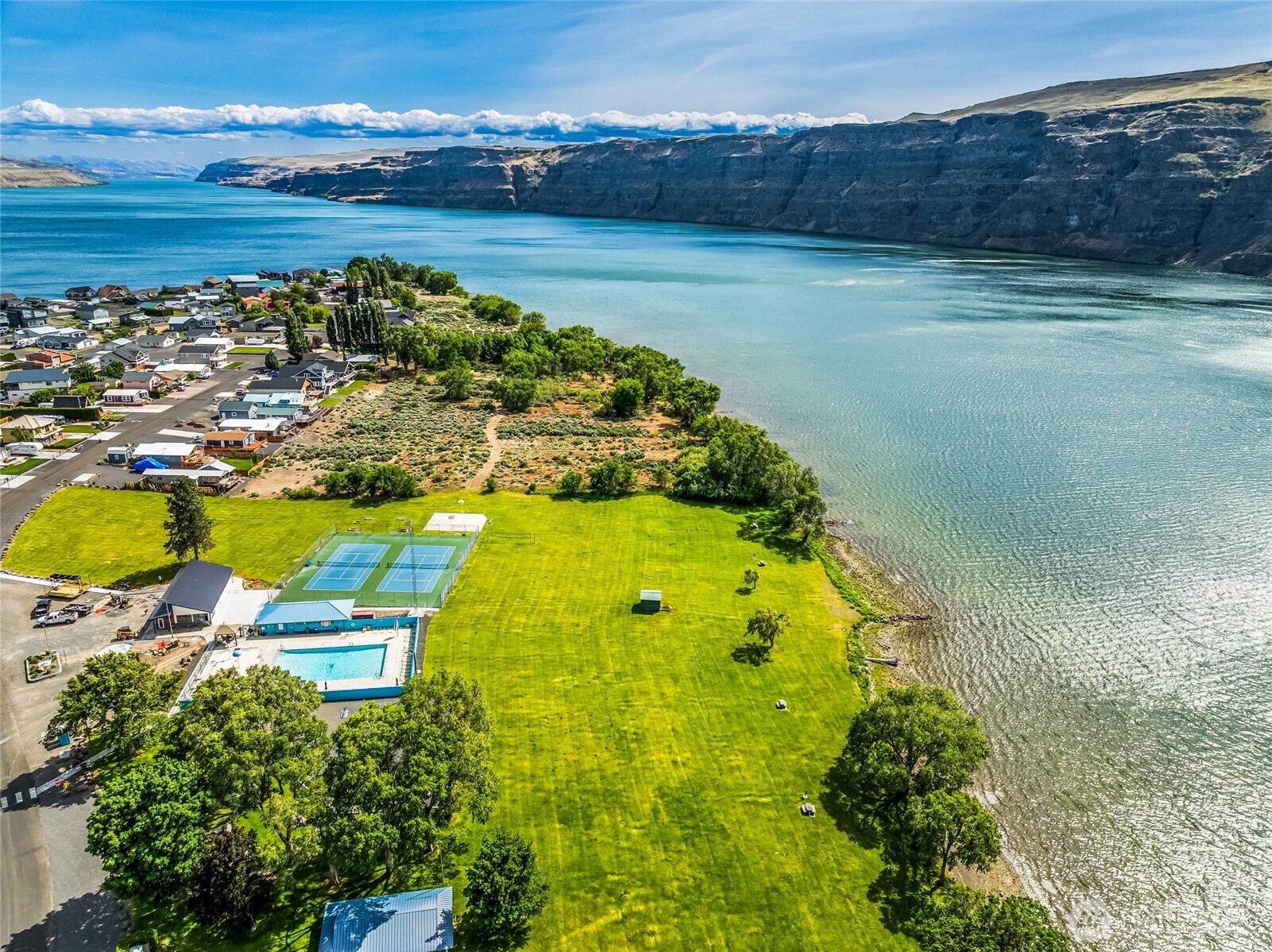 825 Hunter Avenue SW Quincy WA 98848
