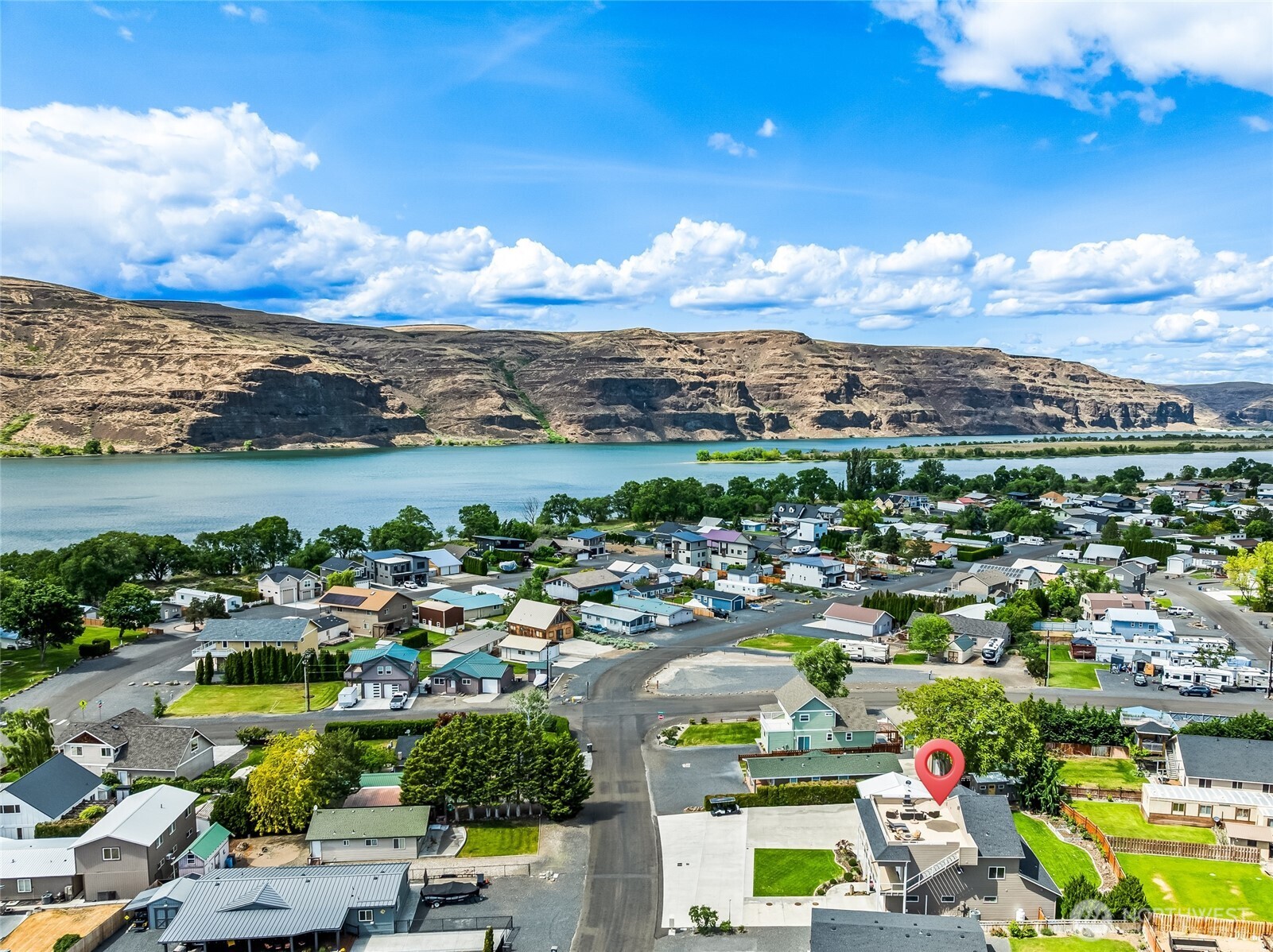 825 Hunter Avenue SW Quincy WA 98848