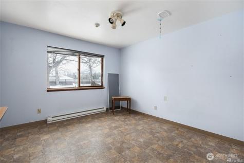 715 Locust Street Omak WA 98841