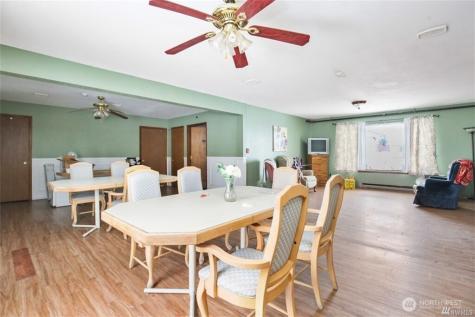 715 Locust Street Omak WA 98841