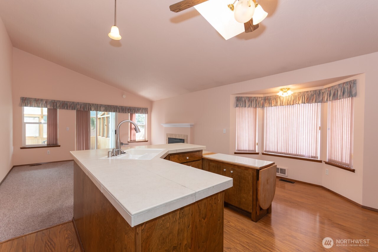 861 E Spruce Sequim WA 98382