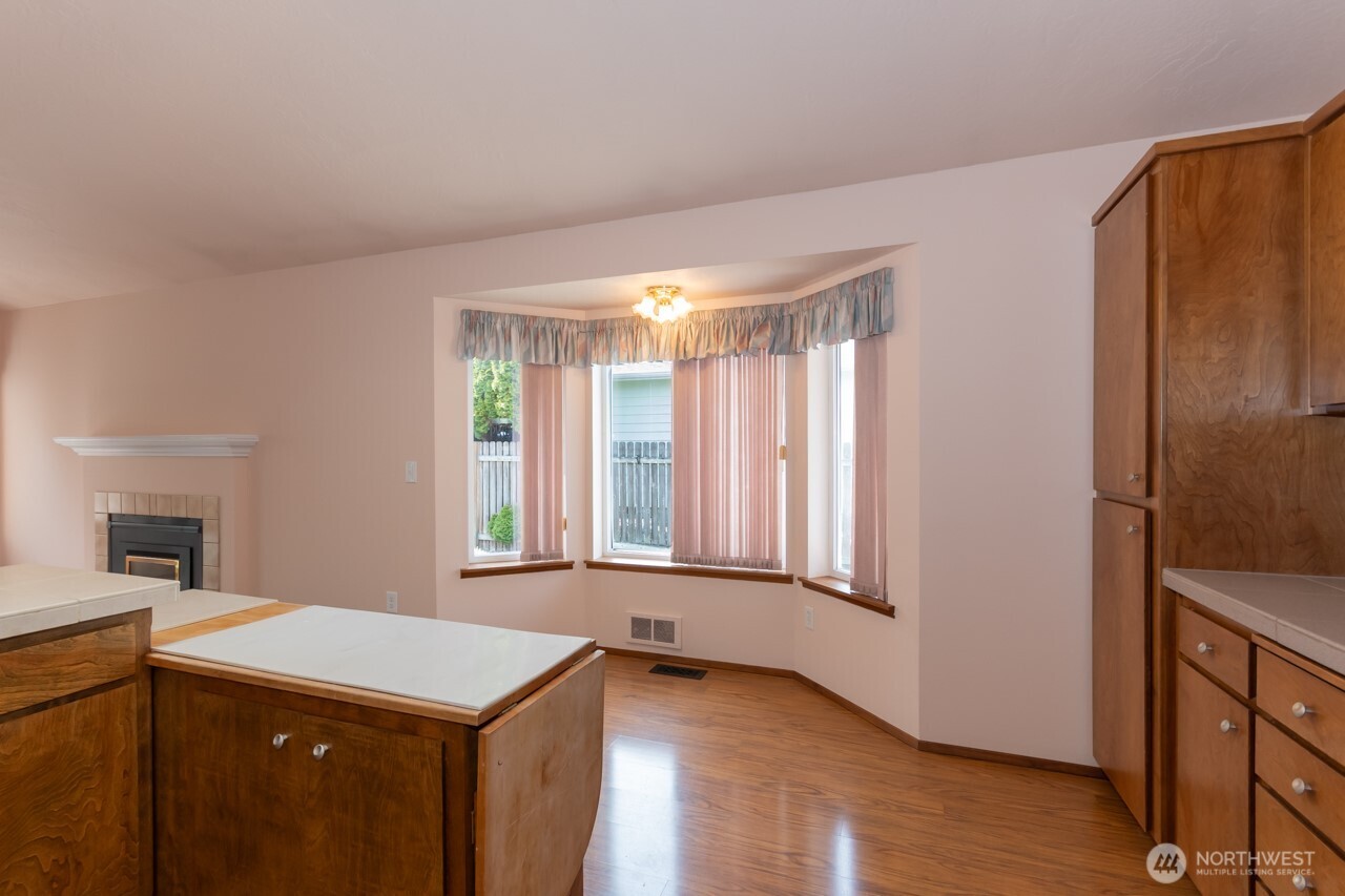 861 E Spruce Sequim WA 98382
