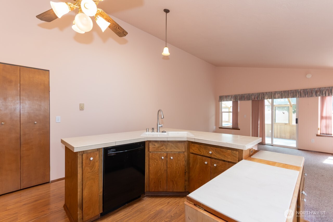 861 E Spruce Sequim WA 98382