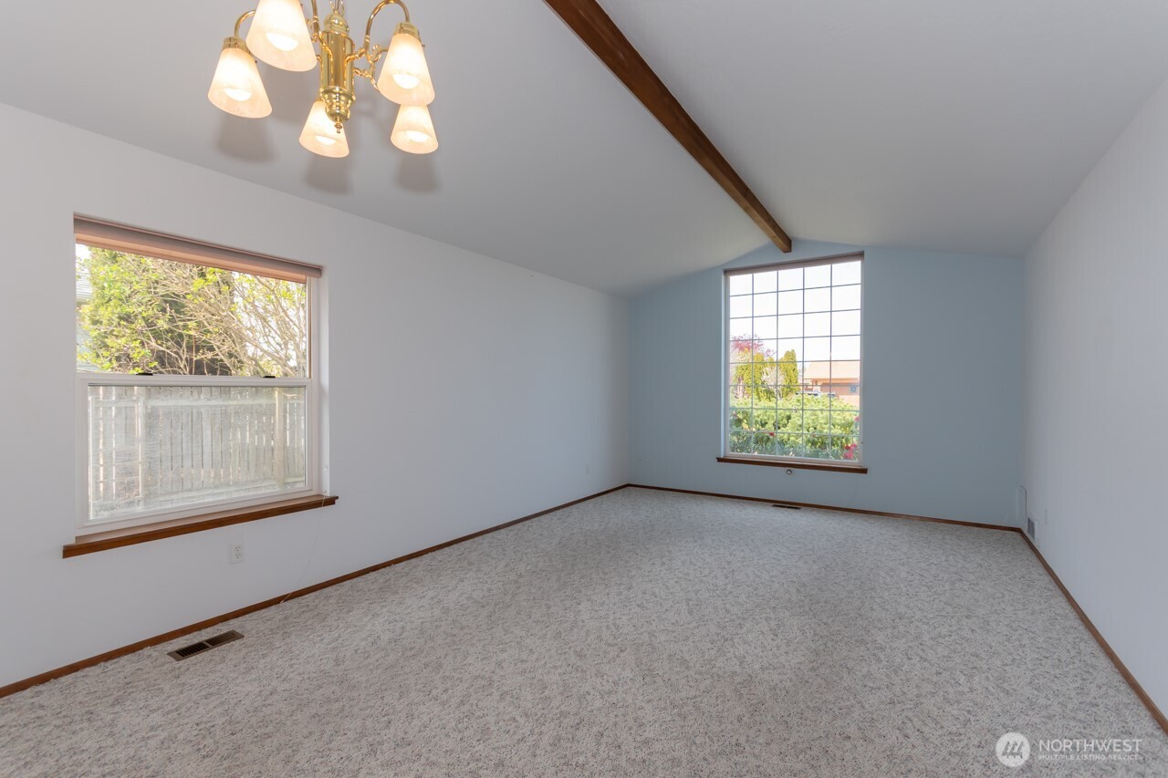 861 E Spruce Sequim WA 98382