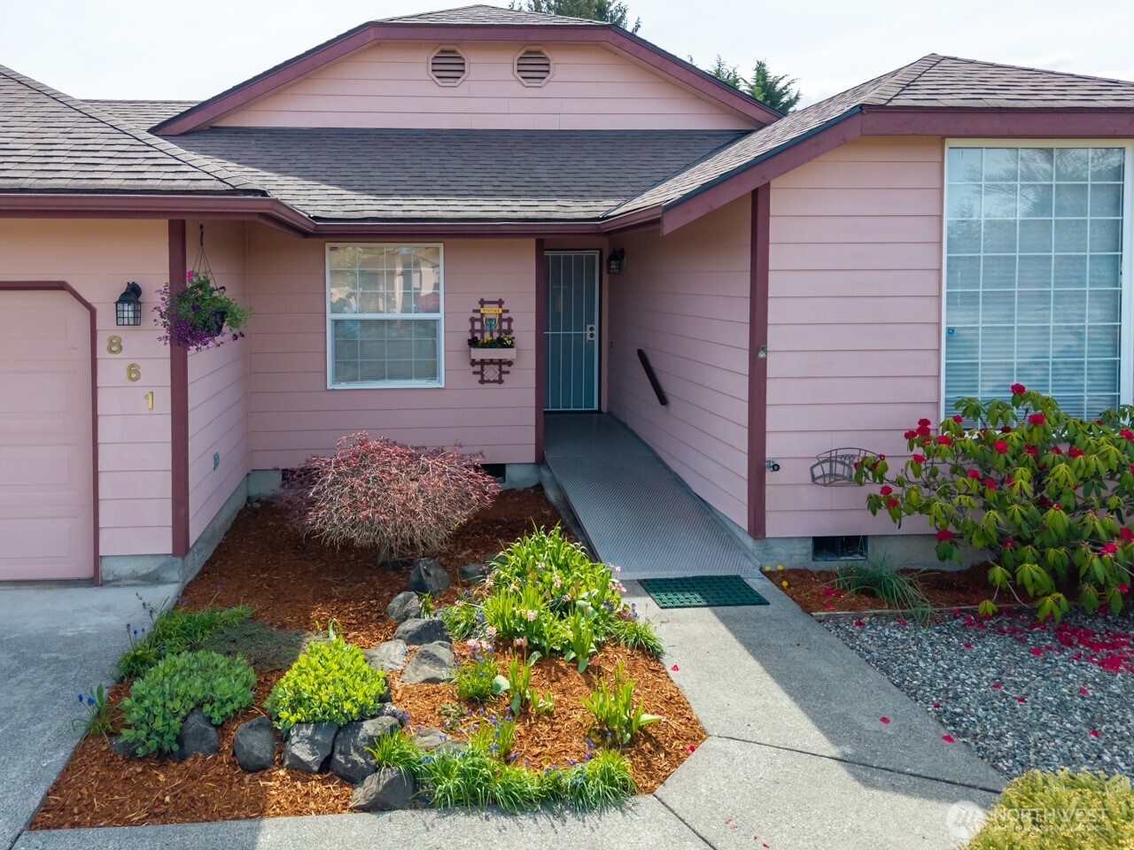 861 E Spruce Sequim WA 98382