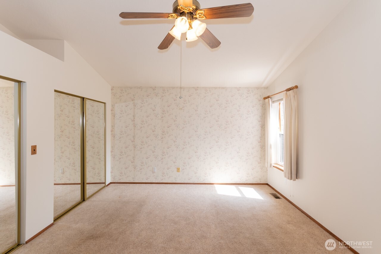 861 E Spruce Sequim WA 98382