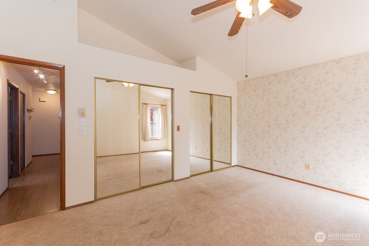 861 E Spruce Sequim WA 98382