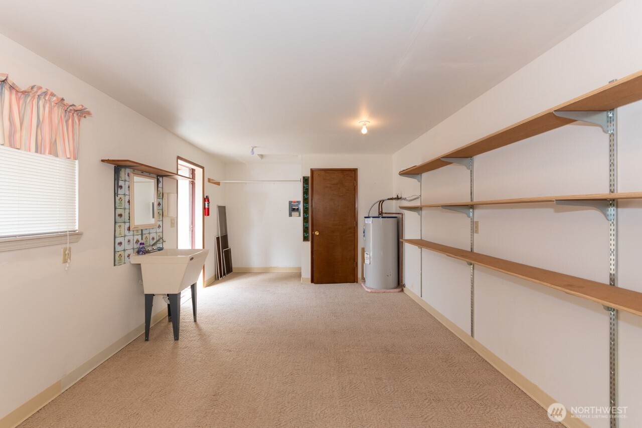 861 E Spruce Sequim WA 98382