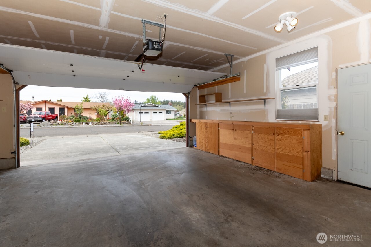 861 E Spruce Sequim WA 98382