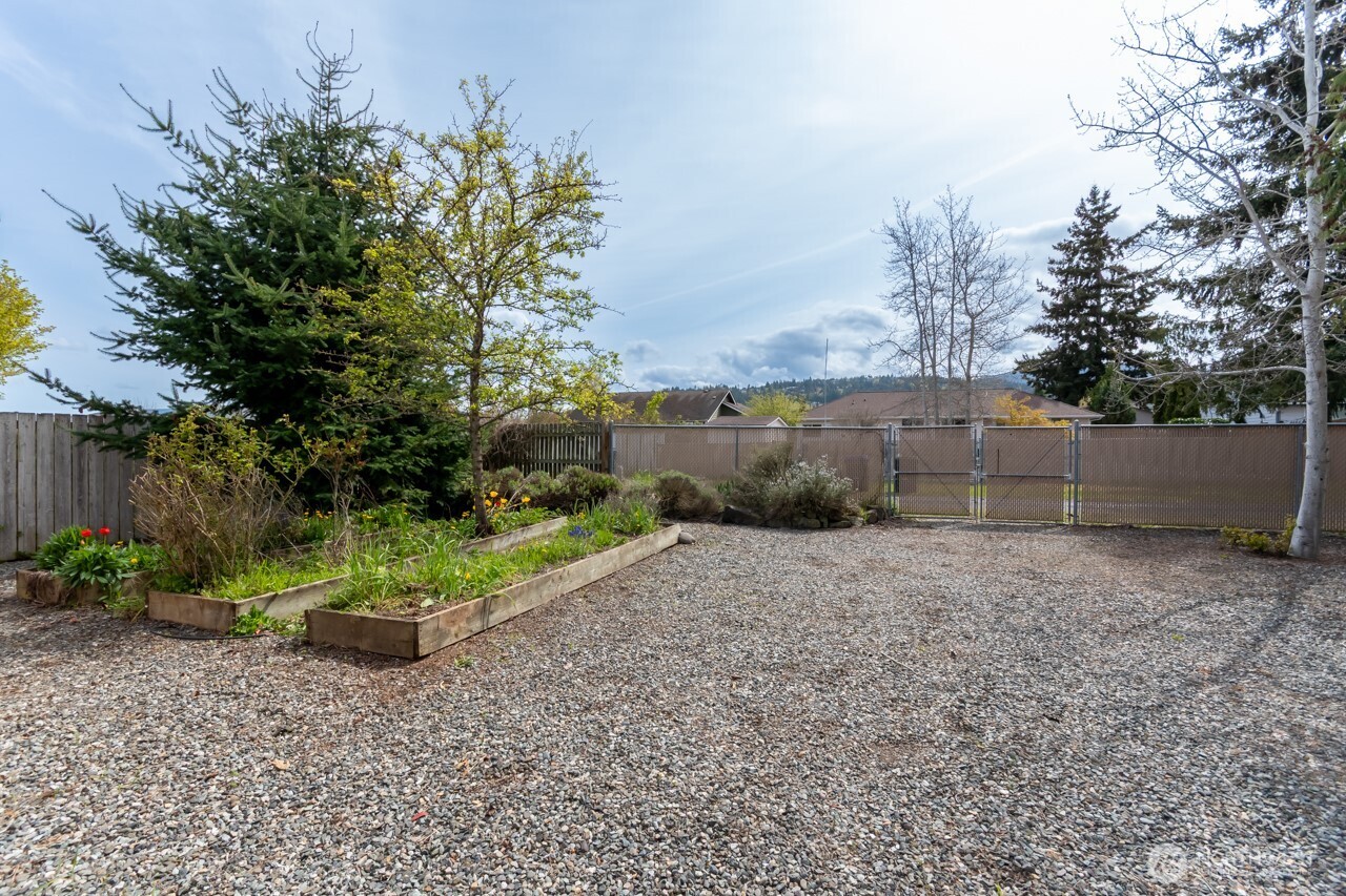 861 E Spruce Sequim WA 98382