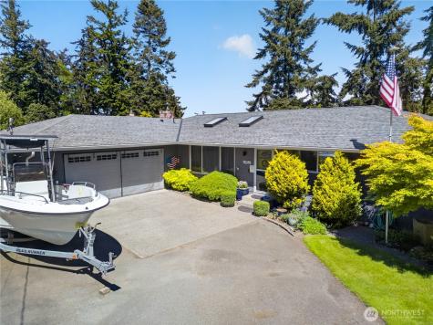 2452 Hemenway Place Oak Harbor WA 98277