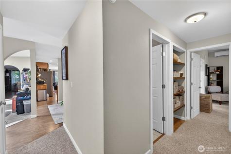 2452 Hemenway Place Oak Harbor WA 98277