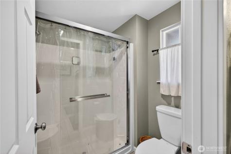 2452 Hemenway Place Oak Harbor WA 98277