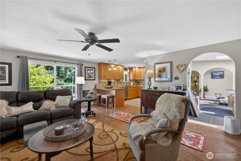 2452 Hemenway Place Oak Harbor WA 98277
