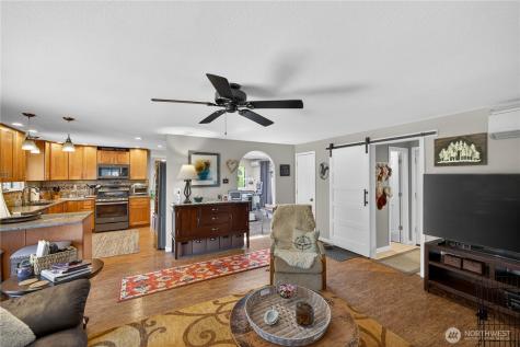 2452 Hemenway Place Oak Harbor WA 98277