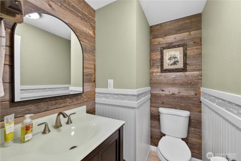 2452 Hemenway Place Oak Harbor WA 98277