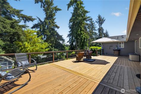2452 Hemenway Place Oak Harbor WA 98277