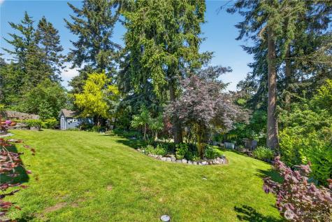 2452 Hemenway Place Oak Harbor WA 98277