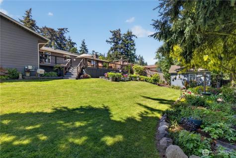 2452 Hemenway Place Oak Harbor WA 98277