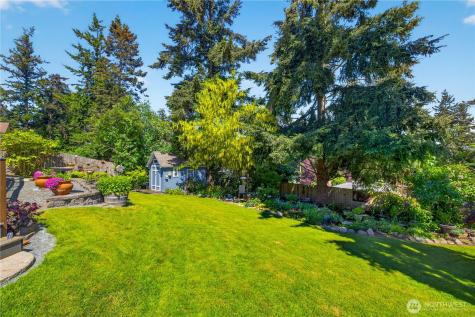 2452 Hemenway Place Oak Harbor WA 98277