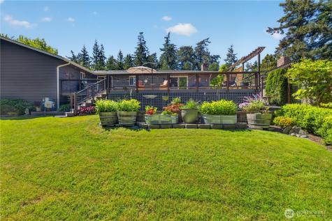 2452 Hemenway Place Oak Harbor WA 98277