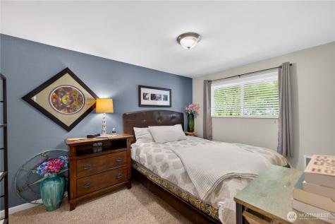 2452 Hemenway Place Oak Harbor WA 98277