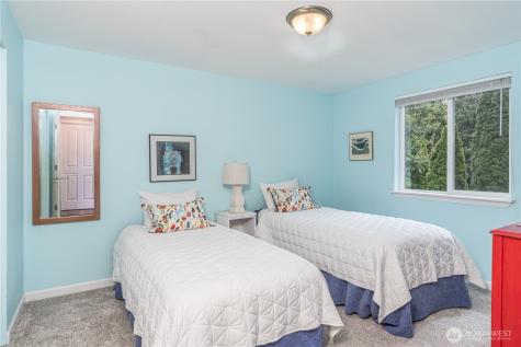7485 Glacier Ridge Place SE Port Orchard WA 98367