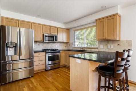 726 SW Puffin Street Oak Harbor WA 98277