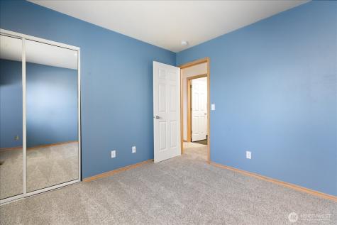 726 SW Puffin Street Oak Harbor WA 98277