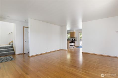 726 SW Puffin Street Oak Harbor WA 98277