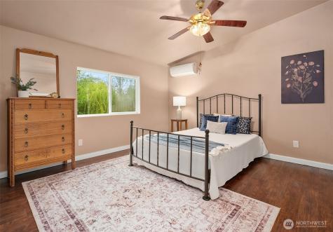 25123 120th Avenue SW Vashon WA 98070