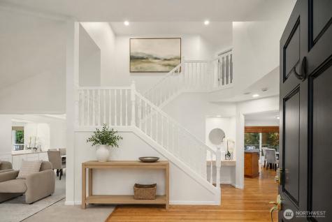 5889 NW Lac Leman Drive Issaquah WA 98027