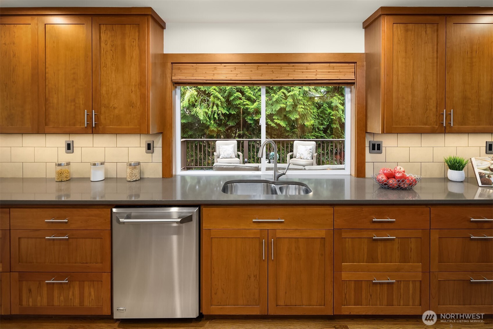 5889 NW Lac Leman Drive Issaquah WA 98027