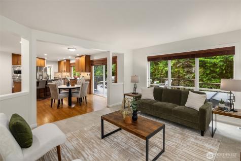 5889 NW Lac Leman Drive Issaquah WA 98027