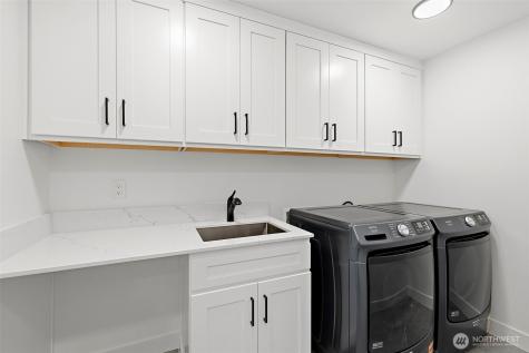 23706 84th Avenue W Edmonds WA 98026