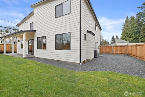 23706 84th Avenue W Edmonds WA 98026
