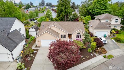 2020 Meadows Lane Anacortes WA 98221