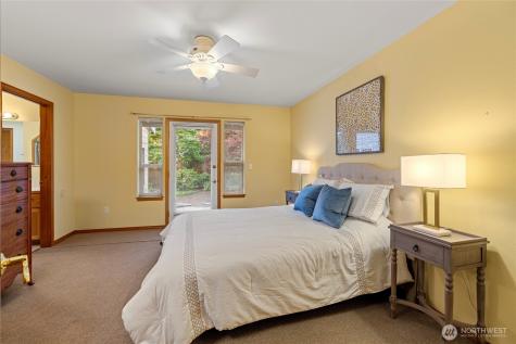 2020 Meadows Lane Anacortes WA 98221