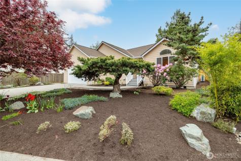 2020 Meadows Lane Anacortes WA 98221