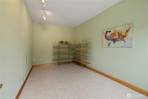 2020 Meadows Lane Anacortes WA 98221