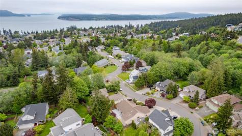2020 Meadows Lane Anacortes WA 98221