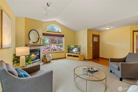2020 Meadows Lane Anacortes WA 98221