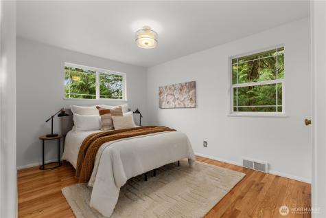 11007 Alton Avenue NE Seattle WA 98125