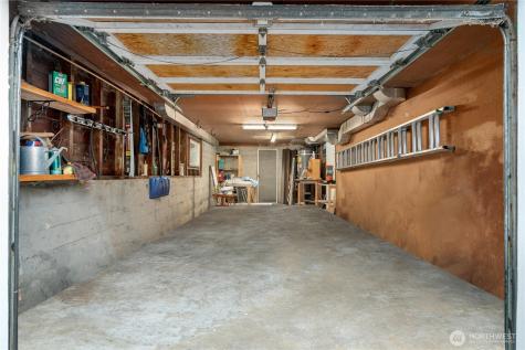 11007 Alton Avenue NE Seattle WA 98125