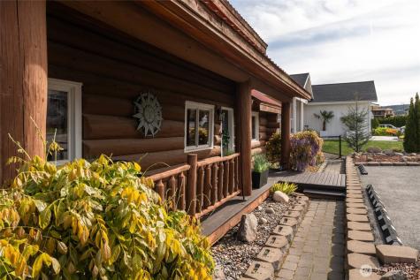 215 W Marine View Place Orondo WA 98843