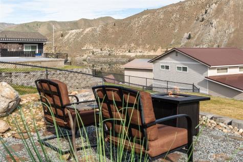 215 W Marine View Place Orondo WA 98843