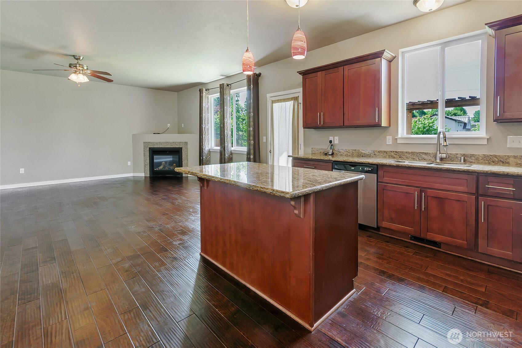 3215 Garnet St Street SE Olympia WA 98501