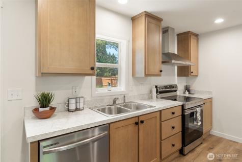 1090 Koontz Road Chehalis WA 98532